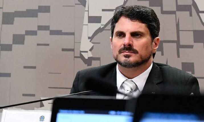 Marcos do Val diz que Moraes mentiu e pedirá afastamento à PGR