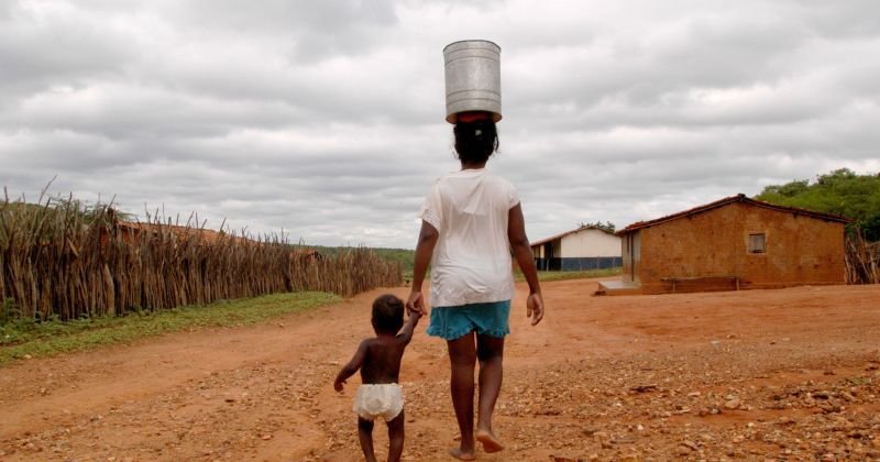 Acesso pleno das mulheres ao saneamento poderia movimentar R$ 13,5 bilhões na economia brasileira