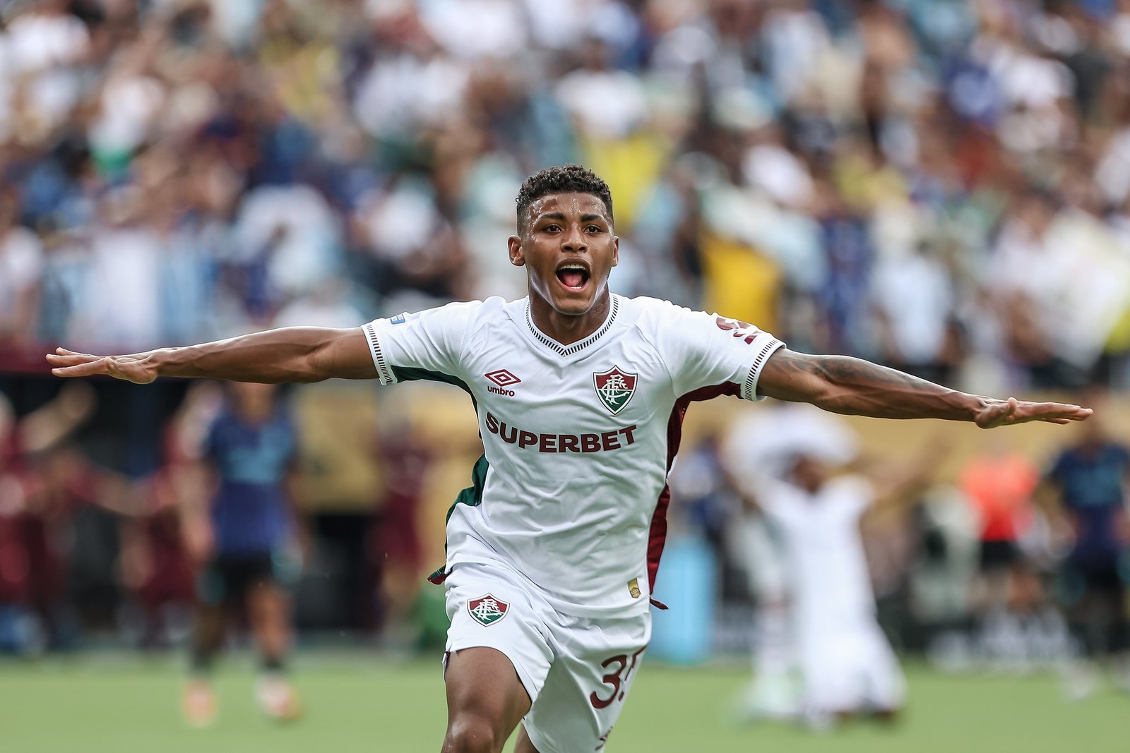 Fluminense bate a Inter de Milão e segue firme no Mundial de Clubes; Cano brilha e Hércules decide