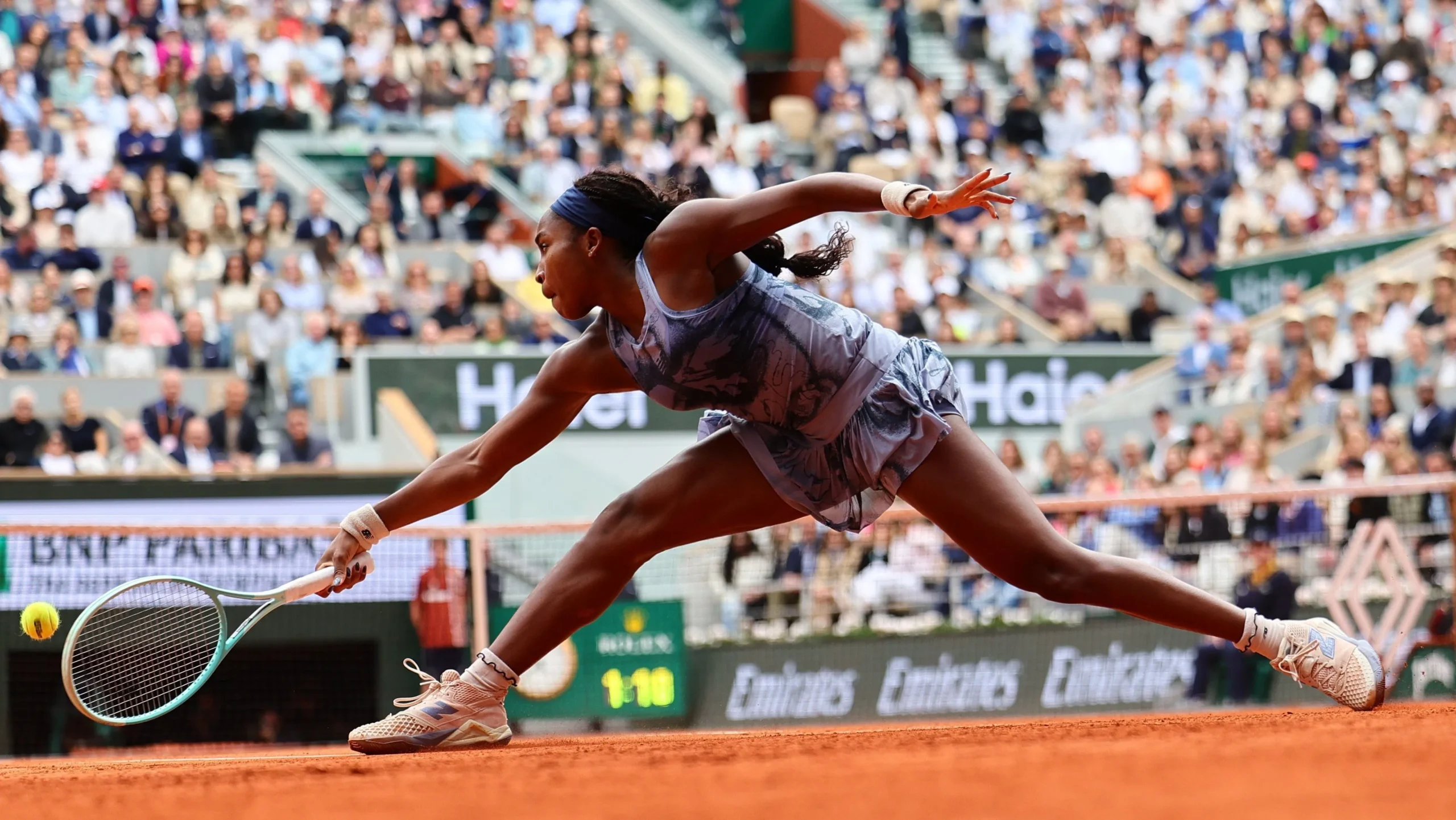 Coco Gauff vira sobre Sabalenka e conquista título inédito em Roland Garros