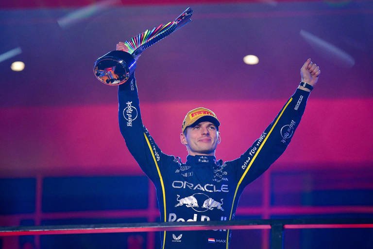 Verstappen vence em Las Vegas, vê McLaren cair e reacende disputa pelo título da F1 2025