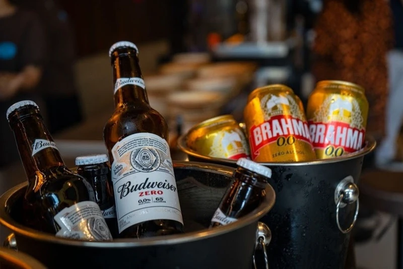 Consumo de bebidas alcoólicas cai mundialmente, varejo se adapta a nova demanda