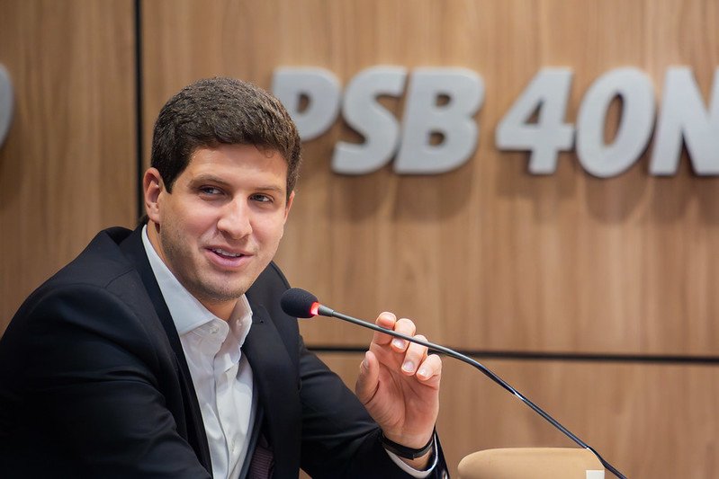 Realtime BigData: João Campos amplia liderança em PE, enquanto Lula mantém vantagem no estado