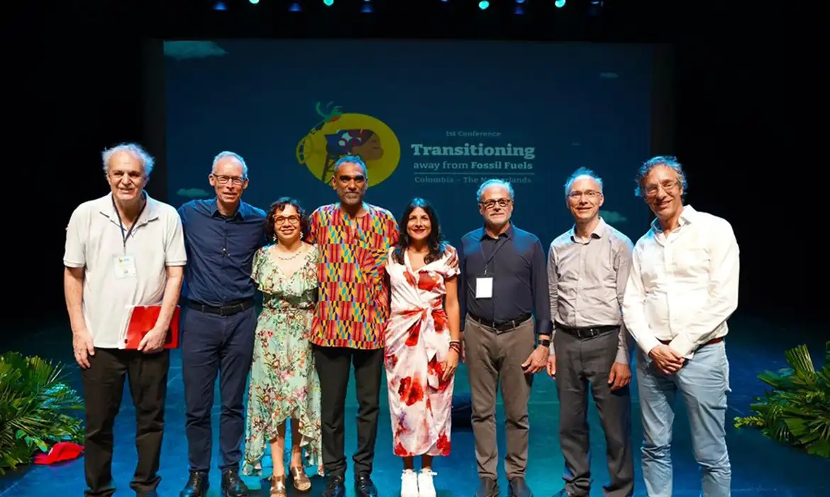 Cientistas lançam painel global para orientar políticas de transição energética