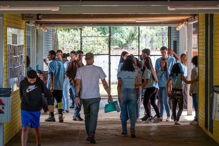 Enem 2026: estudante do Pé-de-Meia é isento da taxa de inscrição