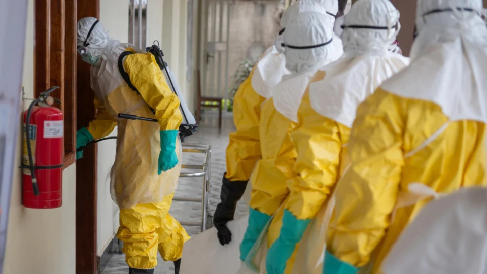 Congo e Uganda registram 263 casos confirmados de Ebola; mortes chegam a 43