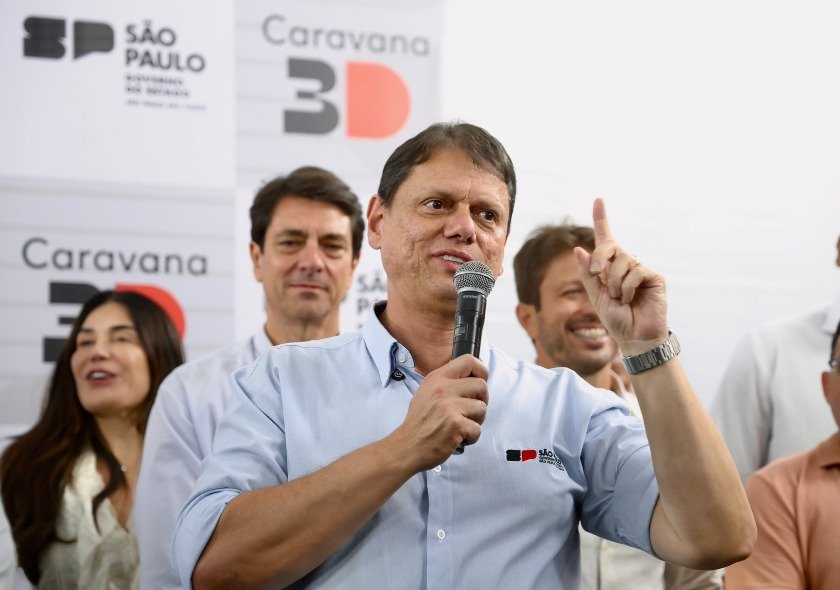 Tarcísio lidera corrida pelo governo de São Paulo, enquanto disputa presidencial segue acirrada no estado
