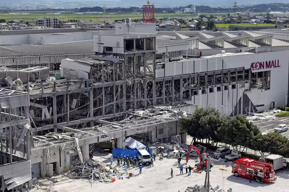 Sobreviventes de terremoto no Japão enfrentam sede e calor, nº de mortos sobe para 25