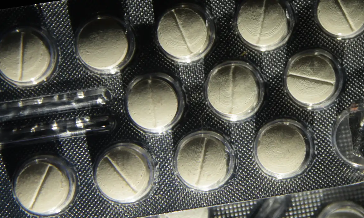 Anvisa aprova Aquipta, novo medicamento oral para prevenção da enxaqueca
