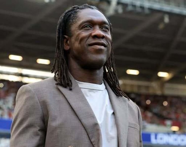 Corinthians anuncia Seedorf como novo técnico até dezembro de 2027